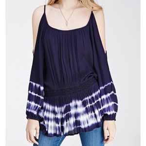 🦋🦋🦋 Forever 21 Cold Shoulder Tie Dye Top